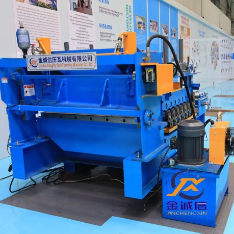 2个厚不锈钢开平机 重型钢板校平机 联轴器齿轮箱传动型校平机厂