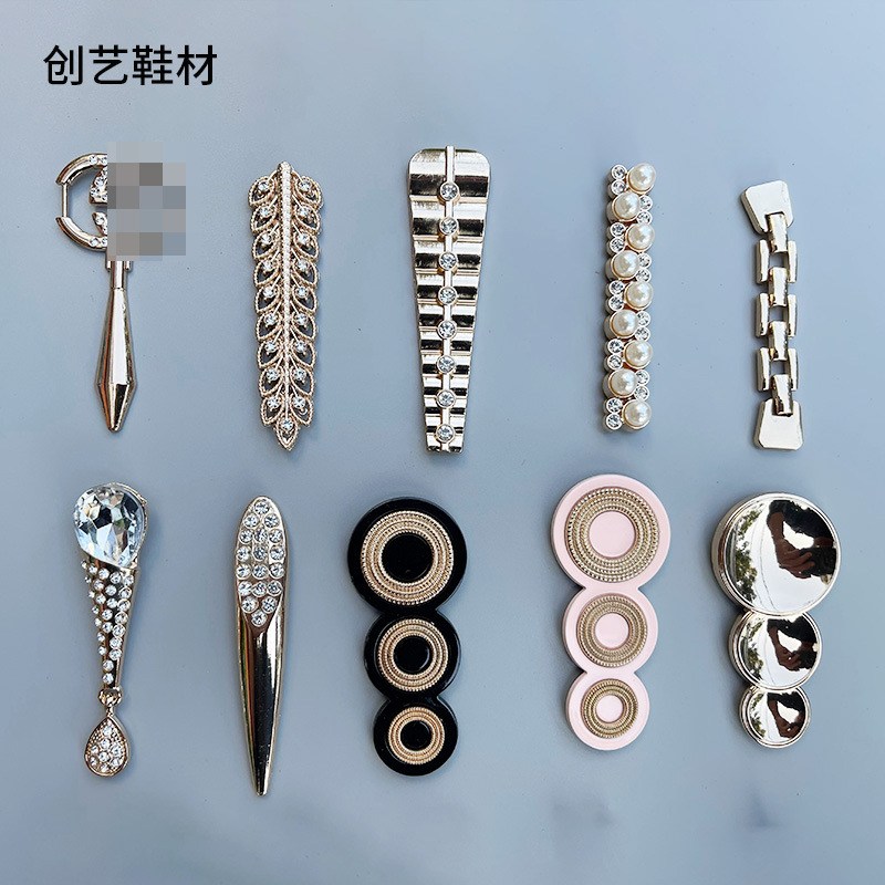 Transfronterizo nuevo tacones altos zapatillas de moda hebilla de metal de aleación de zinc hardware de equipaje hebilla de Cuello de camisa hebilla decorativa