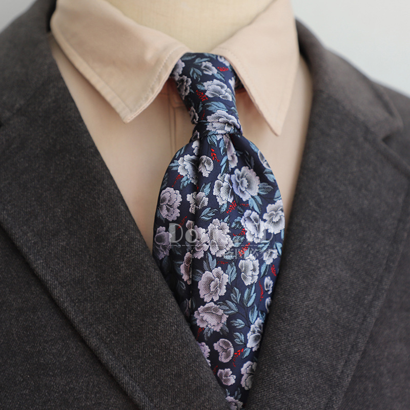 Fábrica al por mayor estilo coreano retro 8cm lujo ligero casual formal desgaste azul marino verde marrón patrón de los hombres traje empate