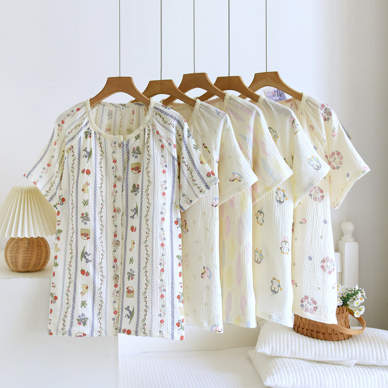 Short-Sleeved Pajamas, Summer Short-Sleeved Thin Home Wear, with Chest Pad, Floral Rabbit Design, Sweet and Cute Women's Pure Cotton Pajamas