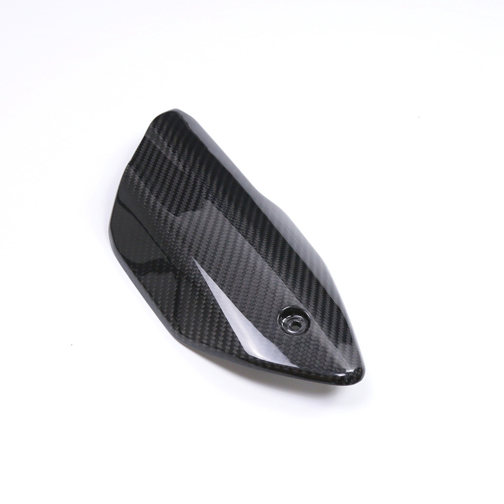 Suitable for CFMOTO spring wind 800NK sharp + motorcycle carbon fiber shell modification Accessories exhaust pipe cover