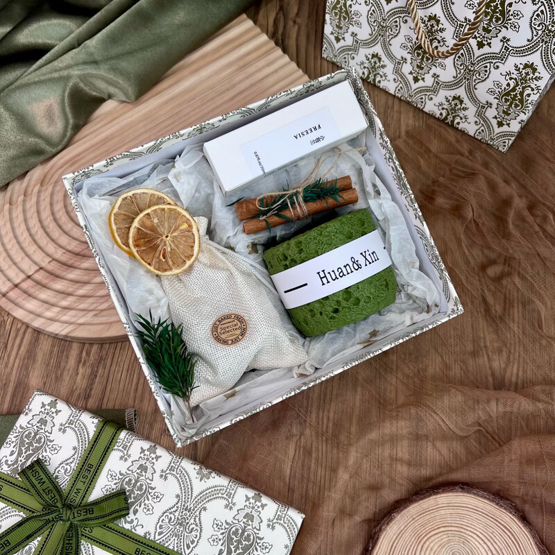 Wilderness Fire-Free Essential Oil Diffuser Stone Aromatherapy Gift Box Niche High-End Souvenir Chinese Valentine's Day Birthday Gift for Girls Wilderness Fire-Free Essential Oil Diffuser Stone Aromatherapy Gift Box Niche High-End Souvenir Chinese Valentine's Day Birthday Gift for Girls