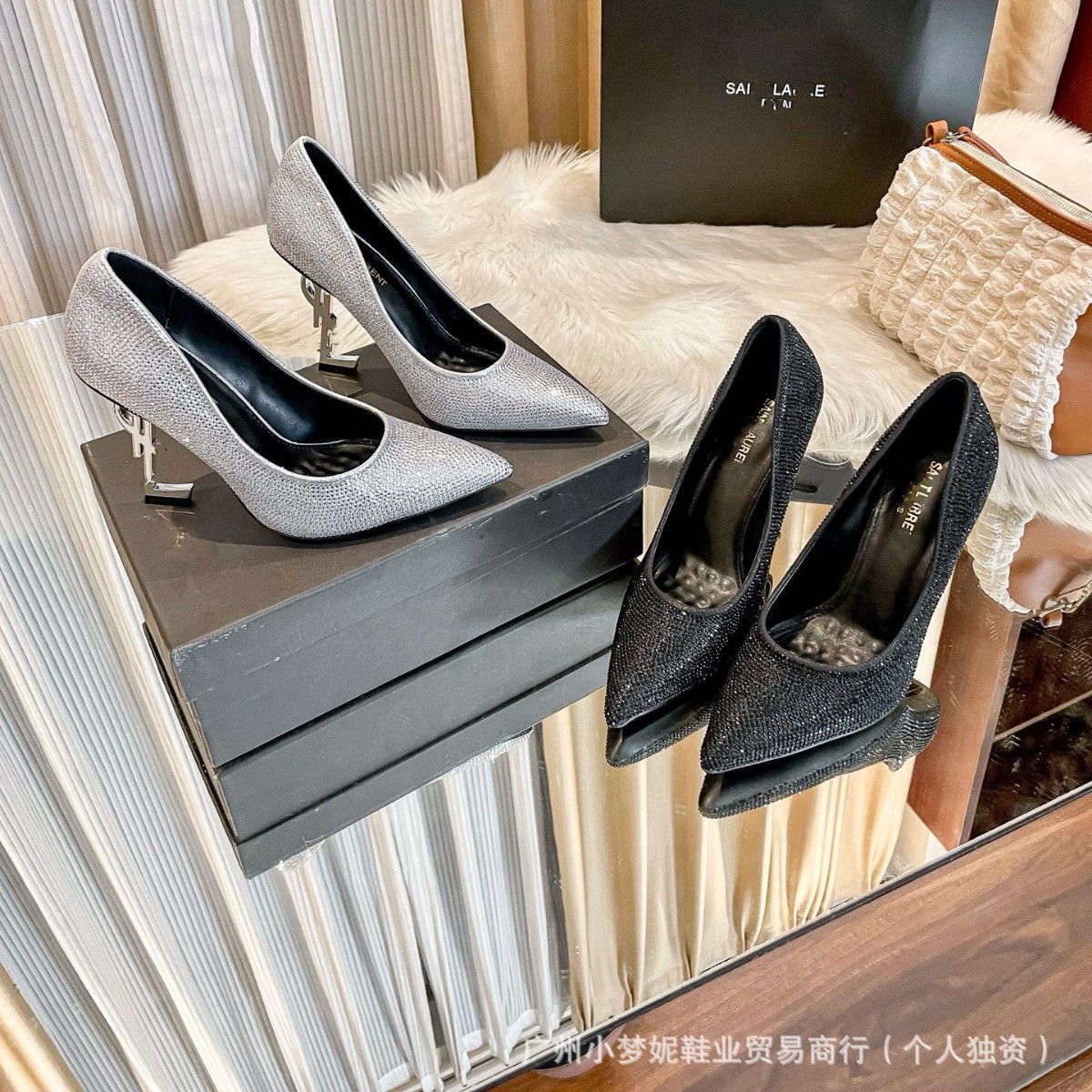 Qadın stiletto ayaqqabı - sequinli uclu dabansız model