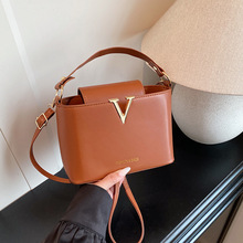 �¿�2026���sV���b�����ins�r�����μ�б�泱��ˮͰŮʿС����