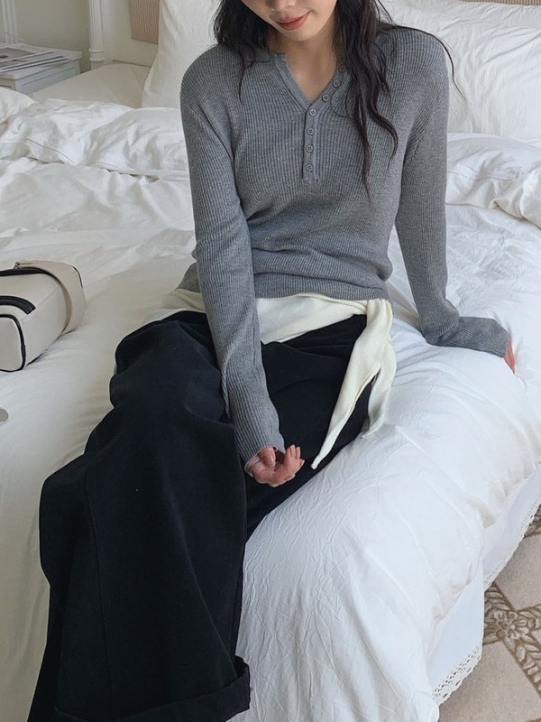 2025早秋V领一排扣长袖针织打底衫显瘦内搭薄款条纹毛衣女上衣女|undefined