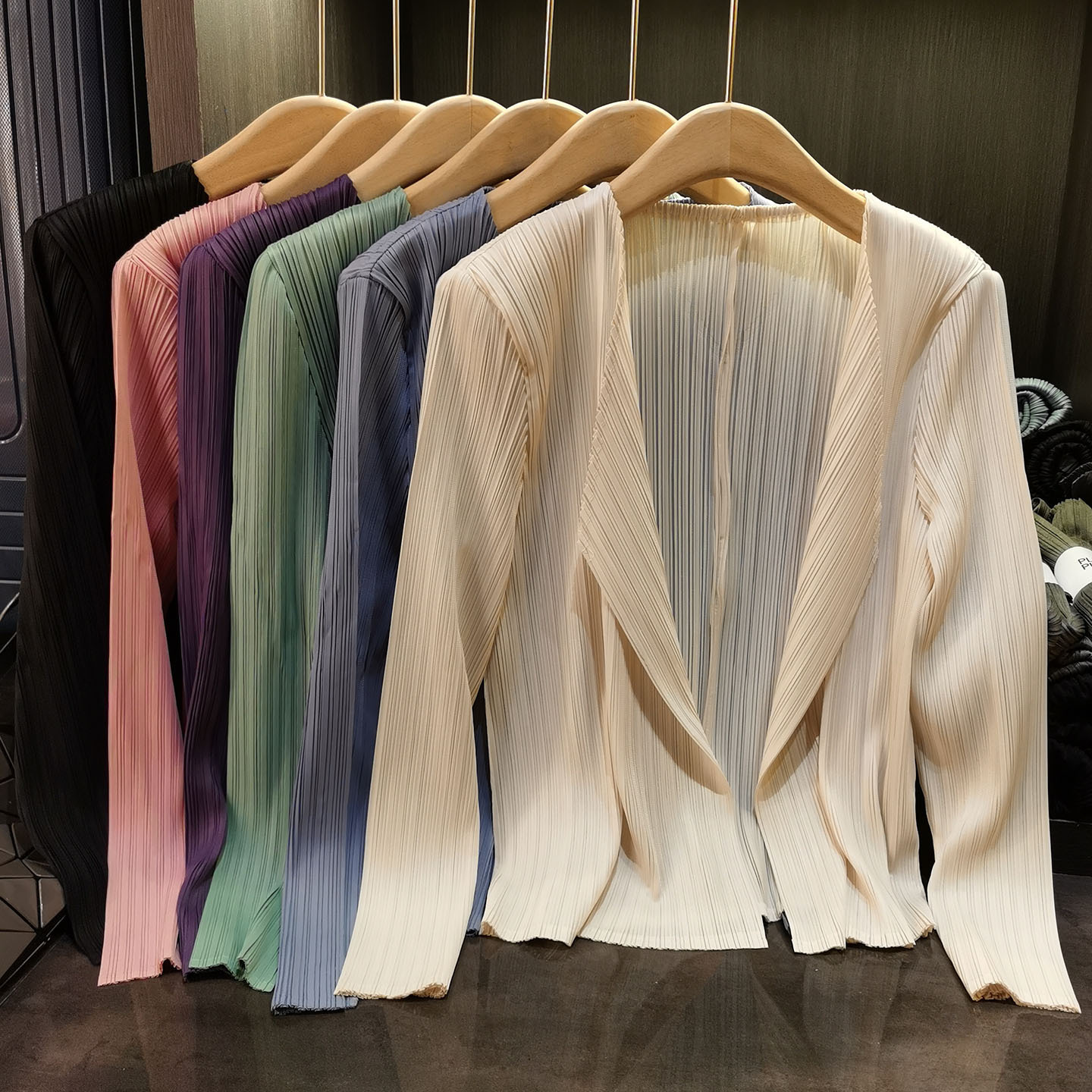 Áo khoác vest nữ xếp ly cao cấp cổ bẻ dài tay mẫu mới xuân hè — Màu xanh lam nhạt, Màu xanh lục nhạt, Màu đen, Màu hồng