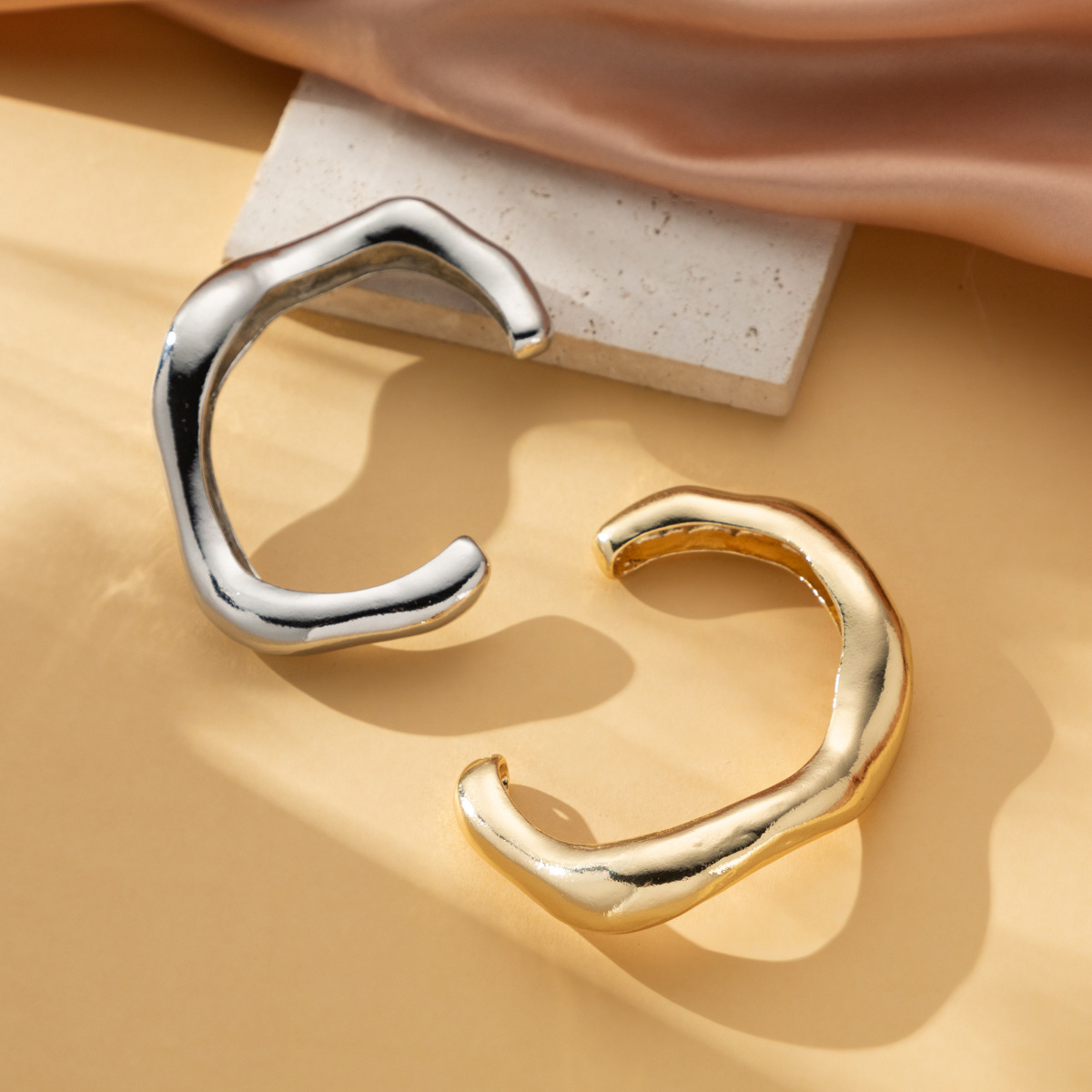 Holiday, Daily Occasion 304 Stainless Steel Material Modern Style Simple Style Geometric 304 Stainless Steel Bangle In Bulk
