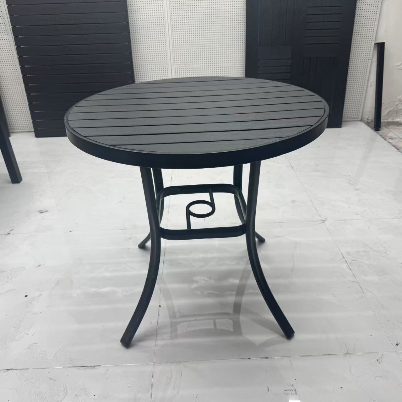 Mesa y silla de restaurante casual, mesa y silla de madera de plástico, mesa y silla de metal de aleación de aluminio, mesa y silla combinada al aire libre