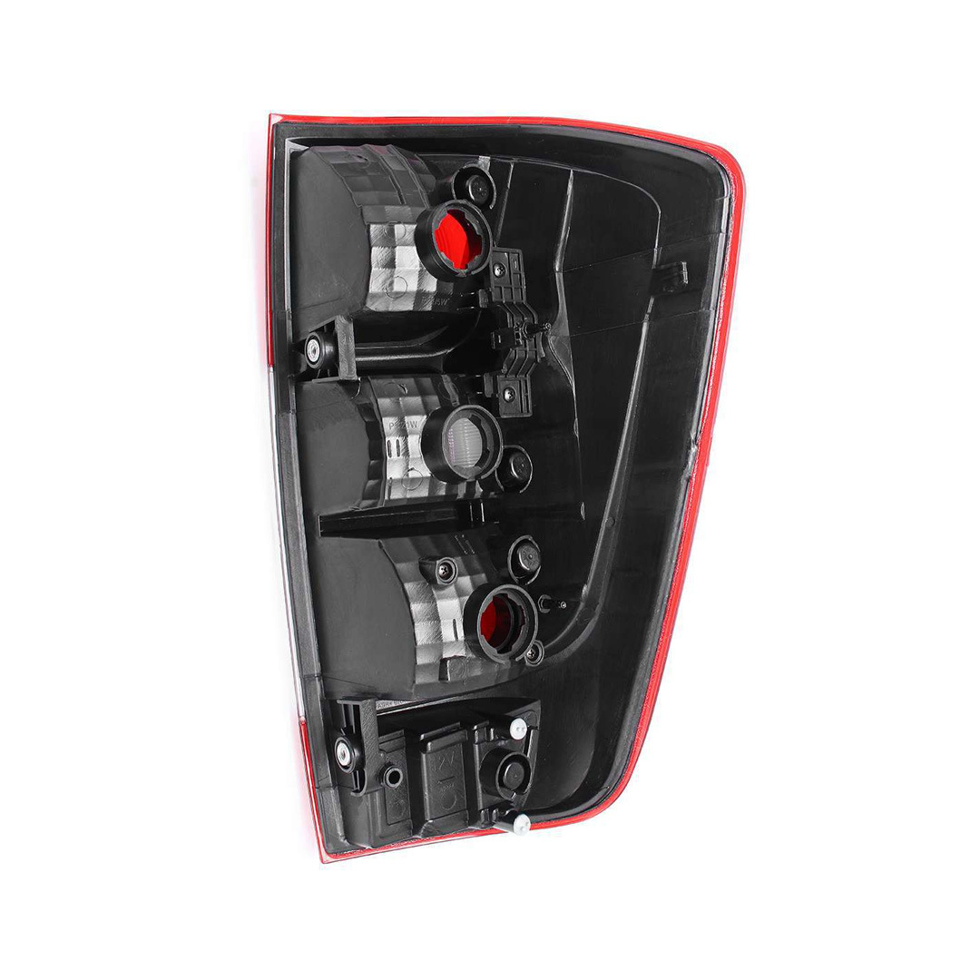 26550-4Kh0A Is Suitable for 15-19 Nissan Navara Navara Np300D23 Rear Tail Light 26555-4Kh