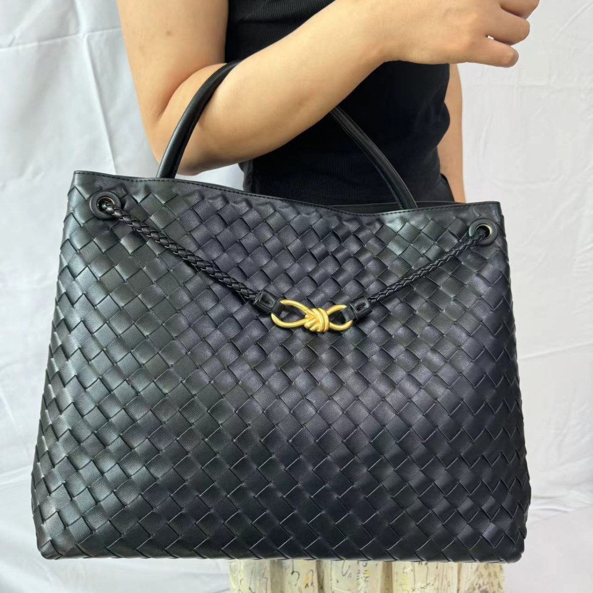 跨境爆款老钱风蝴蝶结Andia金属绳扣编织托特女包大容量手提大包