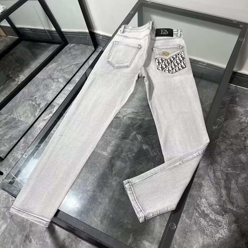 High-End Trendy Men's Thin Jeans Spring Embroidered Cast Washed Gray Comfortable Versatile Slim Straight Pants High-End Trendy Men's Thin Jeans Spring Embroidered Cast Washed Gray Comfortable Versatile Slim Straight Pants