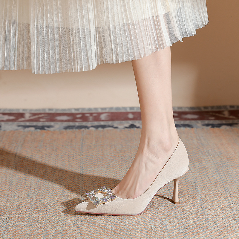 Crystal Square Button Low Heel Shoes Korean Version New Versatile High Heel Shoes Thin Heel Soft Leather French Wedding Shoes for Women_voghion.com