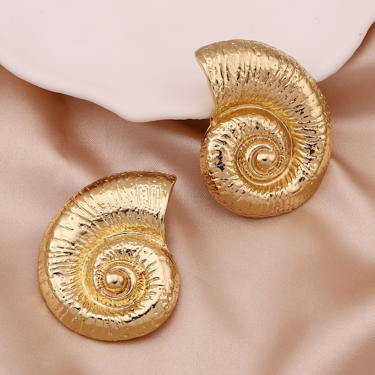 Conch Pattern 1 Pair Vintage Style Conch Plating Zinc Alloy Ear Studs