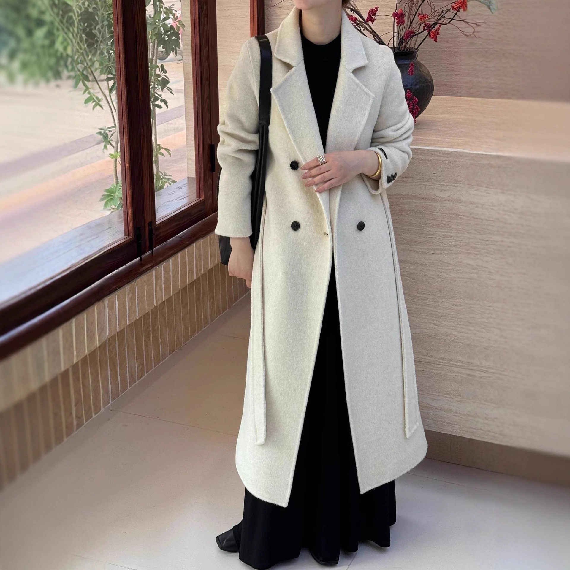 [Flattering Suit] Slim-Fit Double-Faced Wool Coat for Women with Korean Style, Double-Breasted, Tie-Up, Elegant and Slimming, High-End