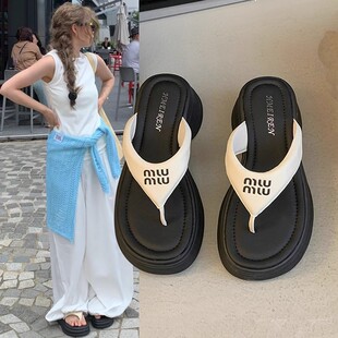Thick-soles flip-flops women's shoes outerwear 2025 new summer fashion increased Korean-style letters sandals