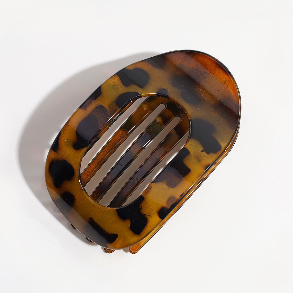 노란색 표범 무늬 광택 표면