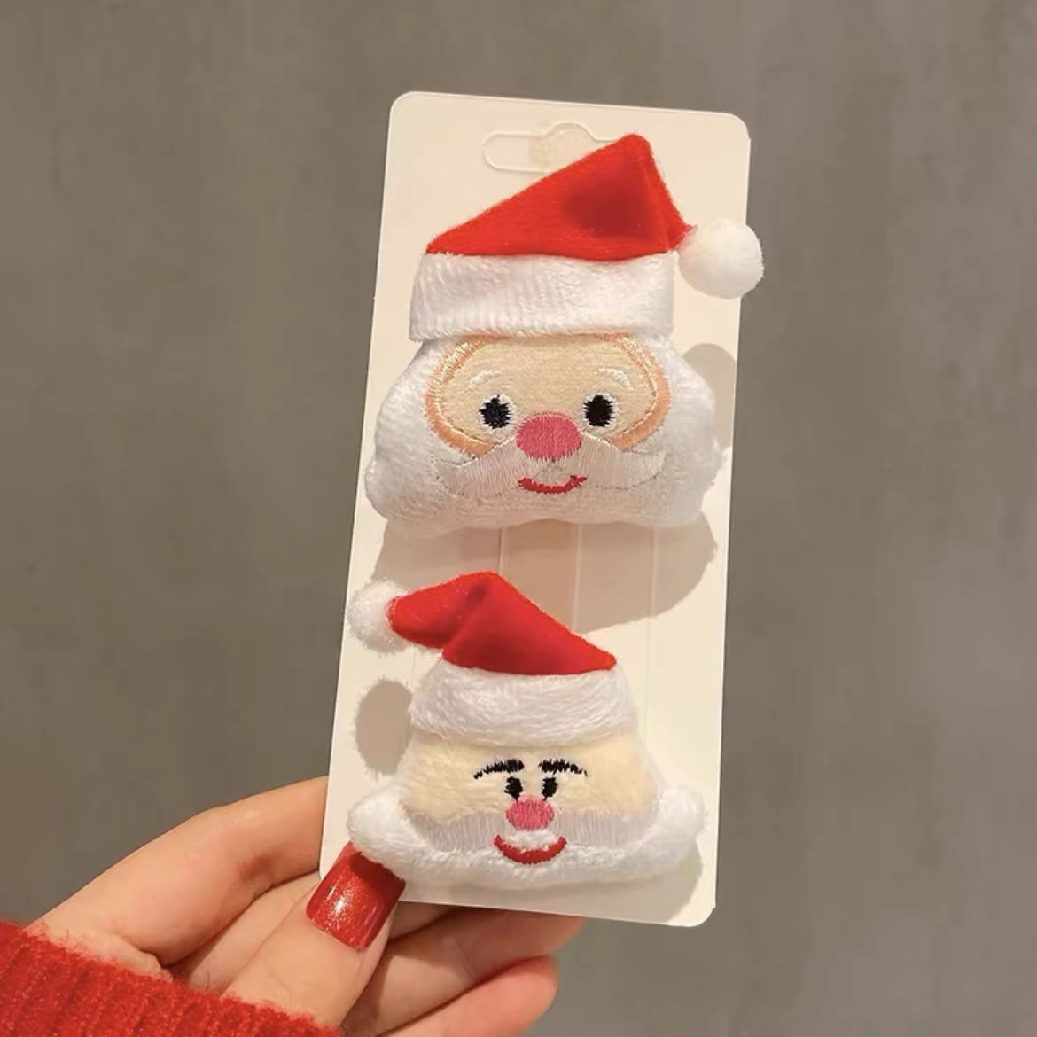 Broche de Navidad para mujeres regalos de alce pines para niños decoración de vacaciones pequeños regalos accesorios muñeco de nieve pequeños regalos image 14