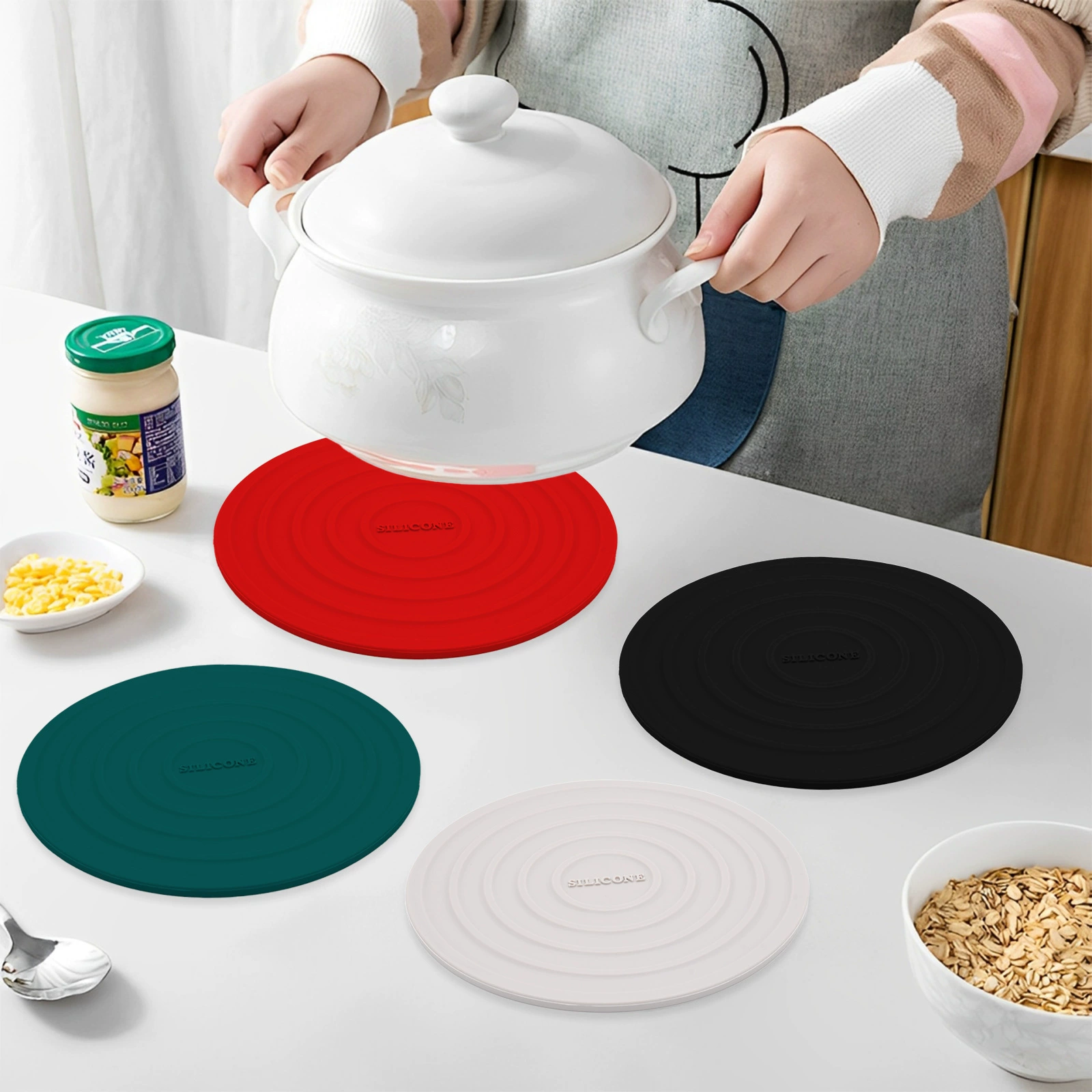 Заводская горячая продажа, круглый рифленый коврик, силиконовый изоляционный коврик, большой коврик против ожогов, коврик для кастрюли и миски, устойчивый к высоким температурам, легко чистящийся коврик для стола