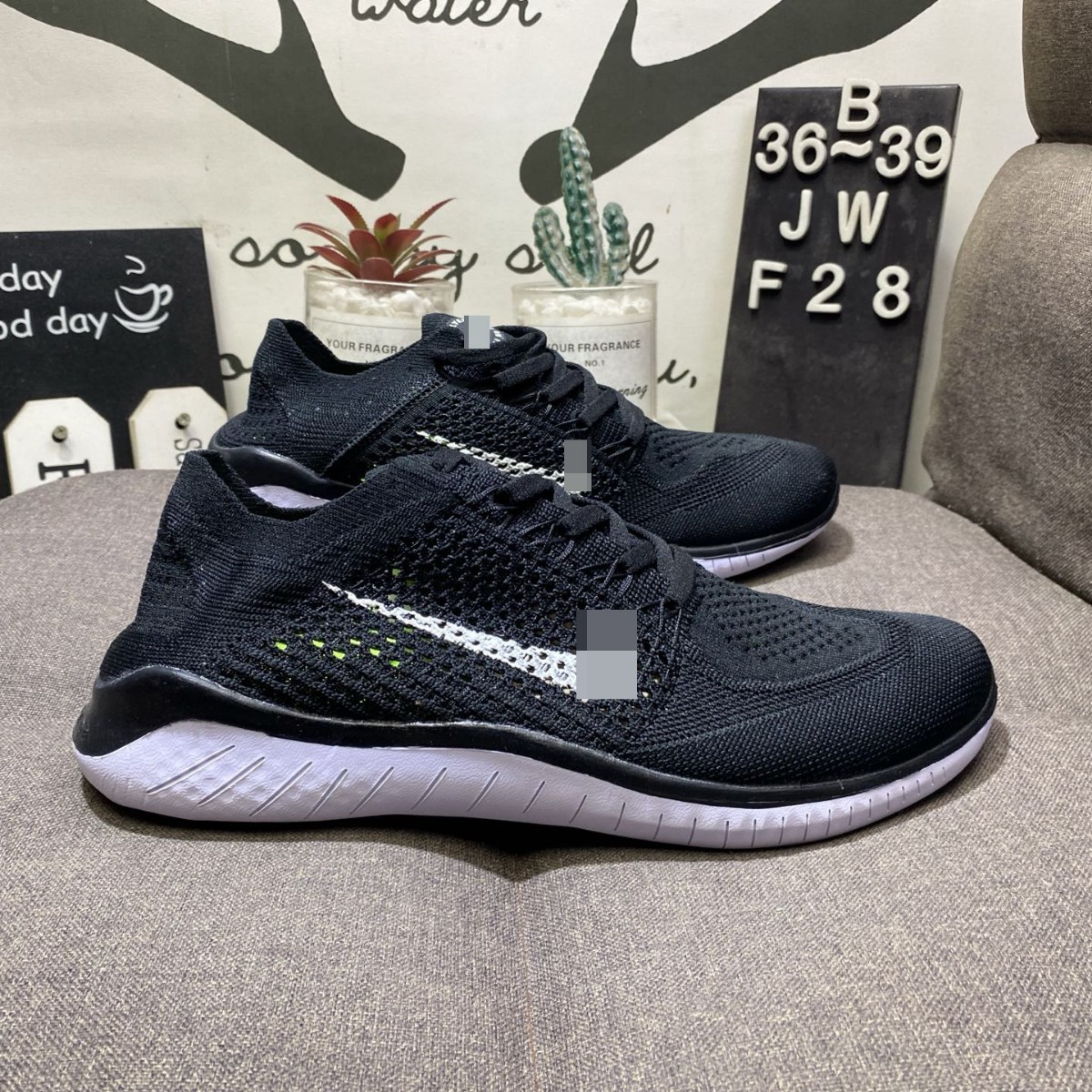 Putian Flyknit Barefoot 5.0 Running Shoes Flyknit Mesh Breathable Jogging Shoes Men's and Women's Casual Hiking Sports Shoes