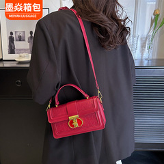 石头纹压花三层小方包手提盒子包跨境单肩斜挎包包女百搭2025新款