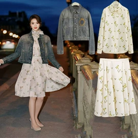 连衣裙;时尚休闲套装;毛衣