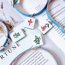 厂家直销狗铃铛皮绳搞怪风麻将发财麻将牛仔项圈宠物可伸缩绳子