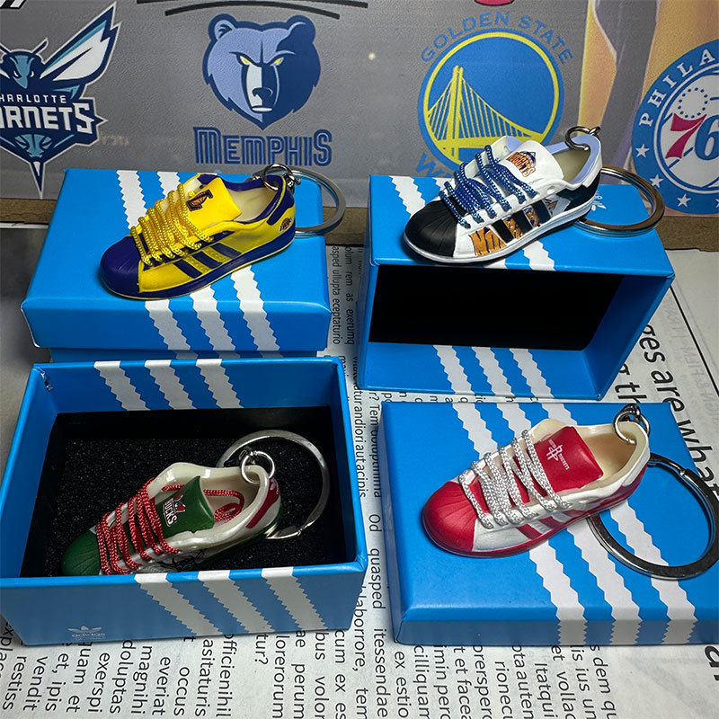 Nba Team Shoe Model Keychain Shoe Box Series Irving Curry Sneakers Adidas Set Keychain Accessories Nba Team Shoe Model Keychain Shoe Box Series Irving Curry Sneakers Adidas Set Keychain Accessories