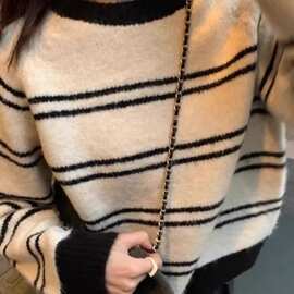秋冬2026新款软糯宽松套头圆领毛衣女内搭外穿条纹撞色针织衫上衣