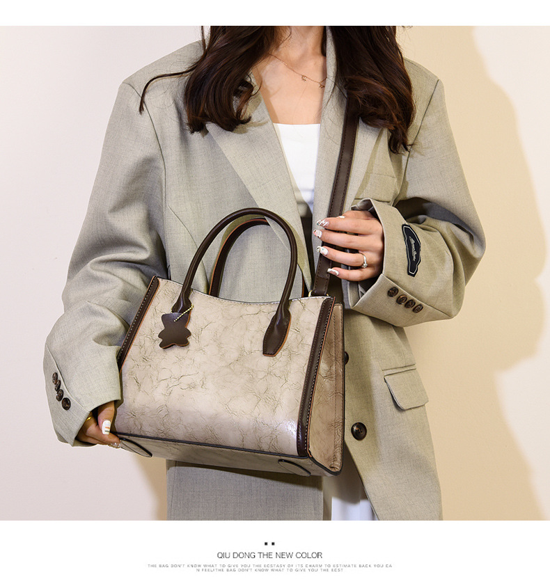 Women's Large Capacity Tote Handbag Soft Leather Elegant Bag_voghion.com
