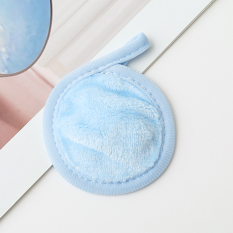 Limpieza repetida con desinfectantes de fibra de franela desinfectantes de fibra de franela desinfectantes de maquillaje con agua limpia