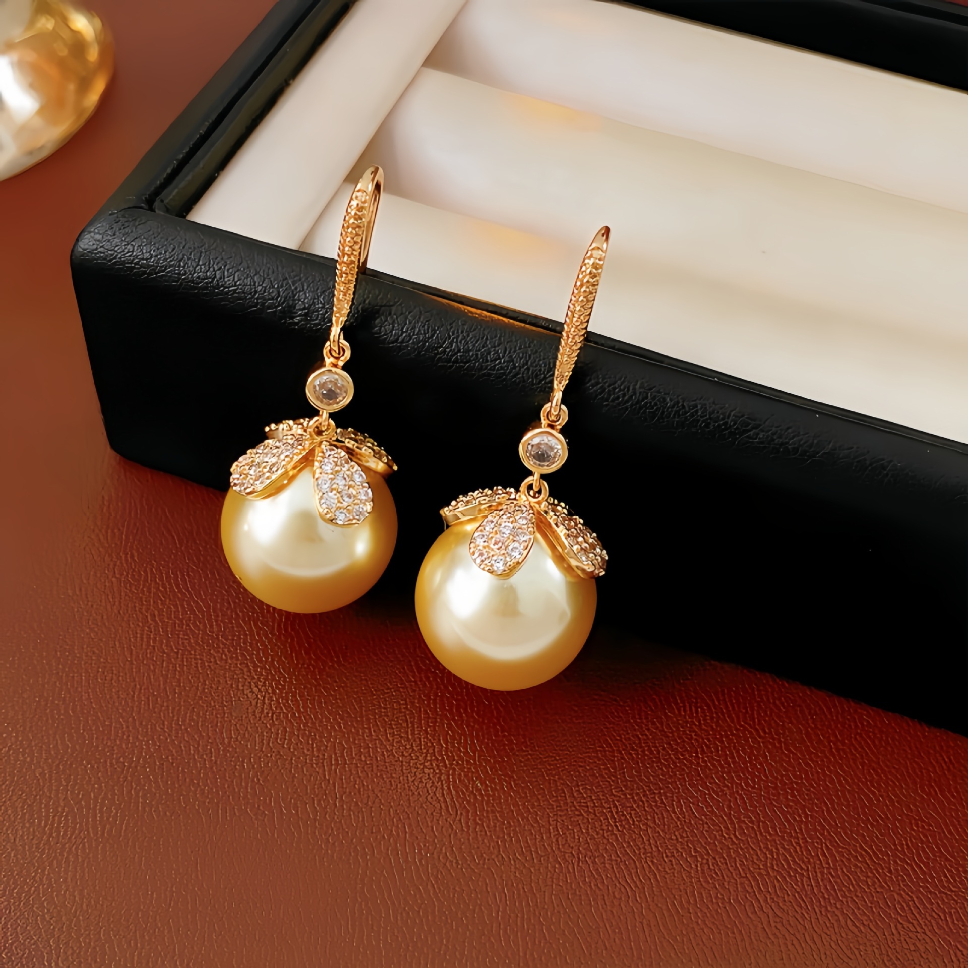 Fashionable sophisticated trend universal earrings pearl, flowered, high-quality style