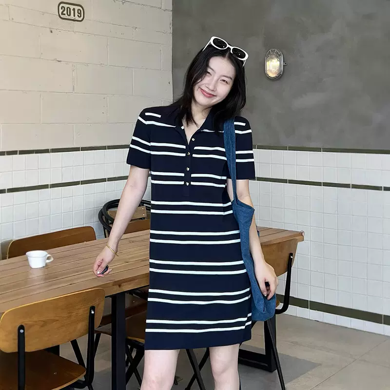 2025秋季新款气质休闲polo领撞色条纹短袖连衣裙女时尚棉醋酸针织
