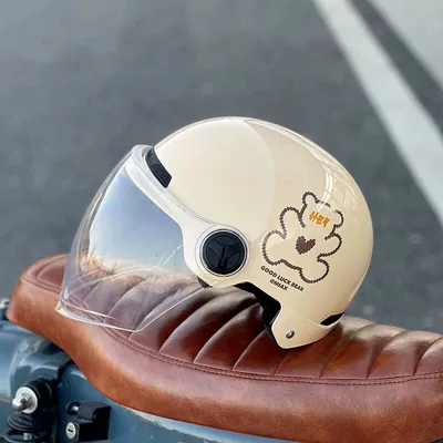 Motosiklet kaskı (dəbilqə) men and women, new model for - brown-bear-off-white-high-definition-transparent-long-lens-3c-certified-rainproof-one-size-fits-all-unisex-head-circumference-53-60cm