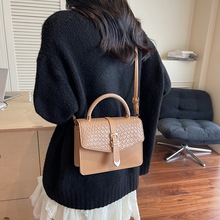 ��ɫ2025�ļ��¿��p�ݺ��s�r�Ђ��Է��Q���e�OӋ�μ�б��С��Ů��