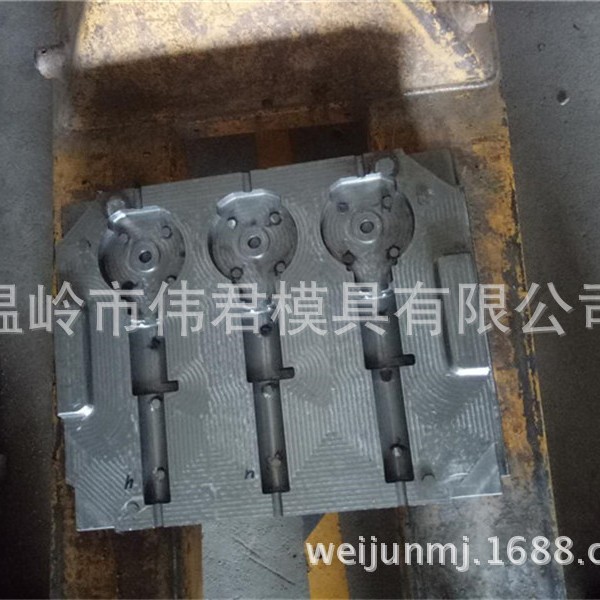 锁具 覆膜砂模具 铸造模具 翻砂精密铸造定型板模具厂家直销