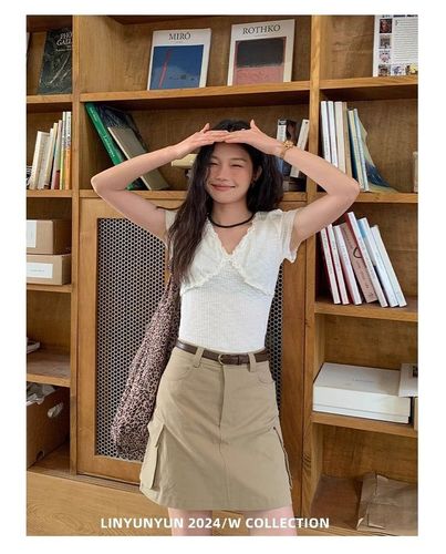 [300g 5x4 Ribbed Trim] Ruffled V-Neck Clavicle-Slit Off-Shoulder Short-Sleeve T-Shirt for Women, Slimming High-Waist Cropped Top