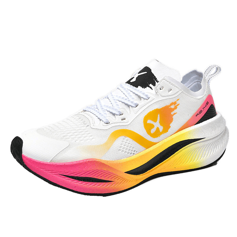 Zapatos deportivos de otoño para parejas, malla, transpirable y cómoda, aumento bajo, color a juego, zapatos de hombre para correr y viajar todos los días