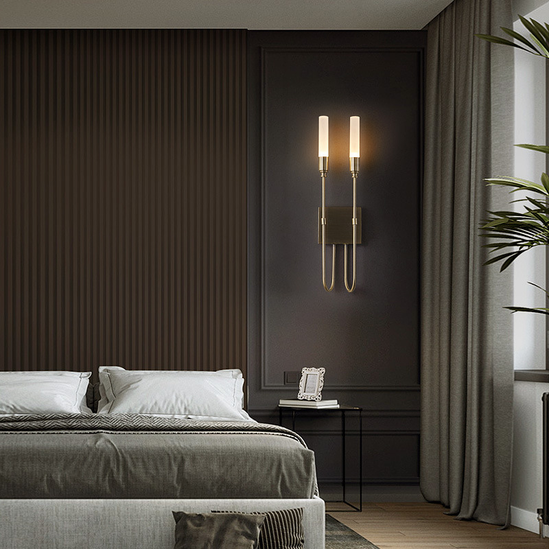 Villa atmósfera pasillo lámpara de pared lujosa lámpara escalera de luz moderna dormitorio cabecera lámpara posmoderna simple lámpara de cabeza