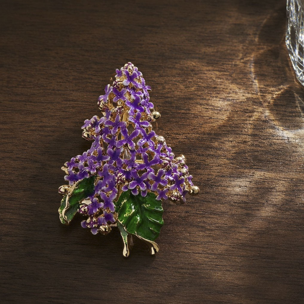 Purple Lilac Flower Brooch, High-End Feminine Enamel Corsage, Niche High-End Anti-Exposure Pin Accessories