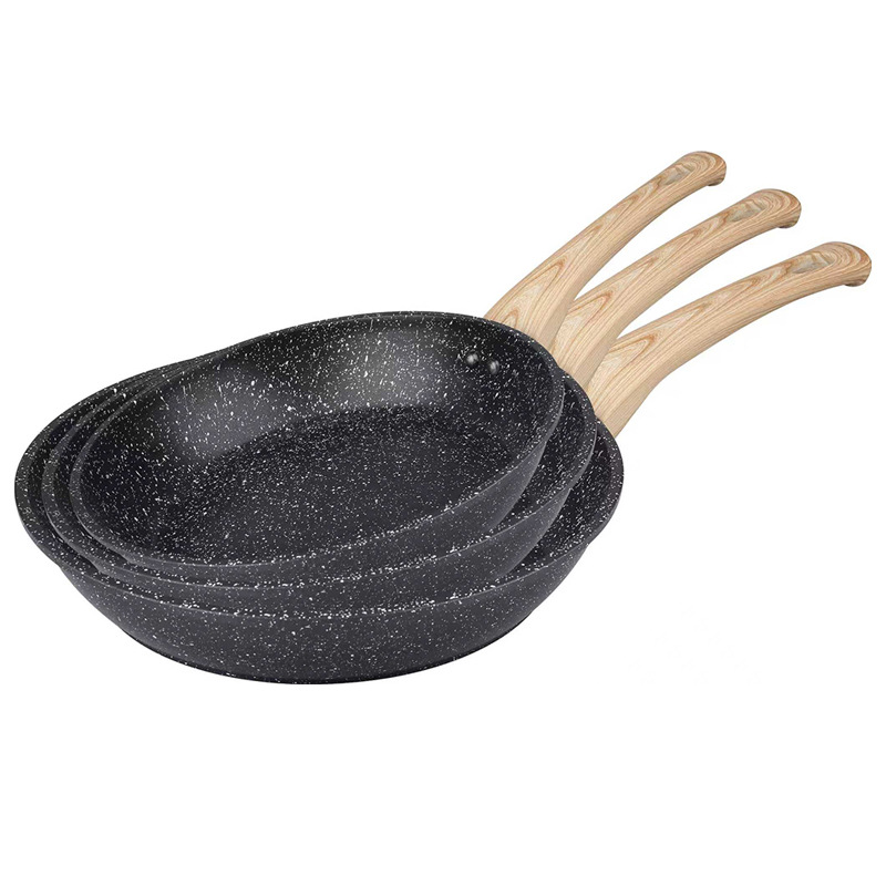Cruce fronterizo estilo japonés fondo plano antiadherente sartén casera mango de madera arroz piedra sartén casera de huevos set de tres piezas