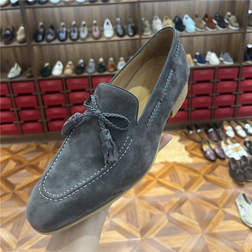 Flap-style loafer with tassel ankle boot, fashionable casual one-pull loafer, lazy person loafer, large size, business formal leather shoes