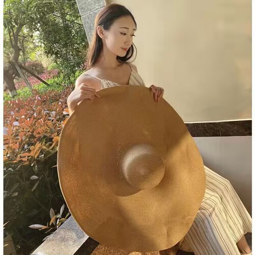 A super-large brim straw hat, foldable for beach outings, suitable for children and summer outdoor vacations, sun protection hat, sunshade hat.