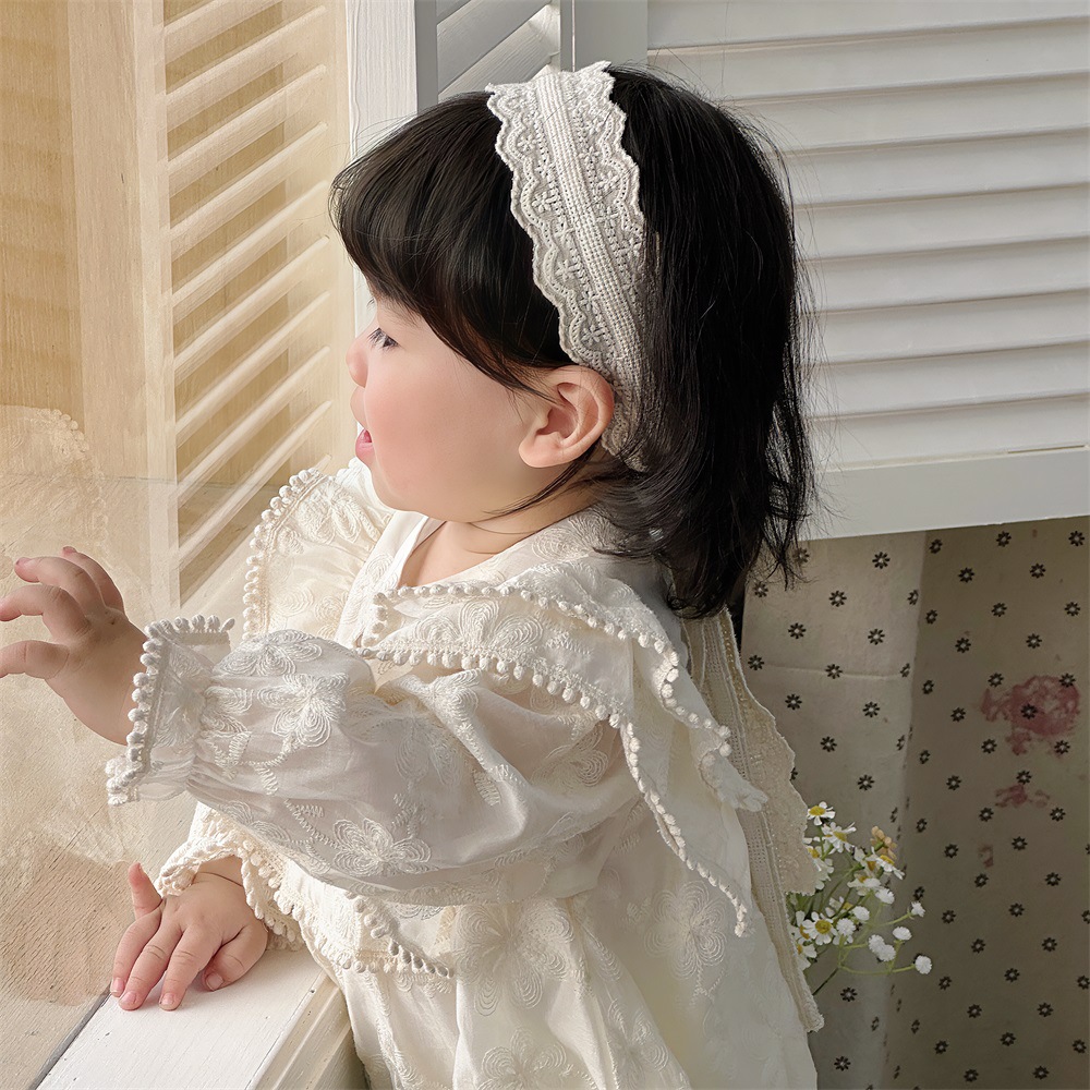 INS 2024 primavera niña bebé cien días princesa mameluco vestido de manga voladora de encaje niña bebé abrigo de manga larga