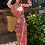 2024 New Waist Slimming Vintage Tea Break Seaside Vacation Long Dress Plaid French Style Sling Dress Women's Summer