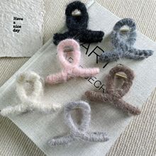 韩国秋冬简约毛线高级感后脑勺中号半扎发抓夹百搭气质盘发鲨鱼夹