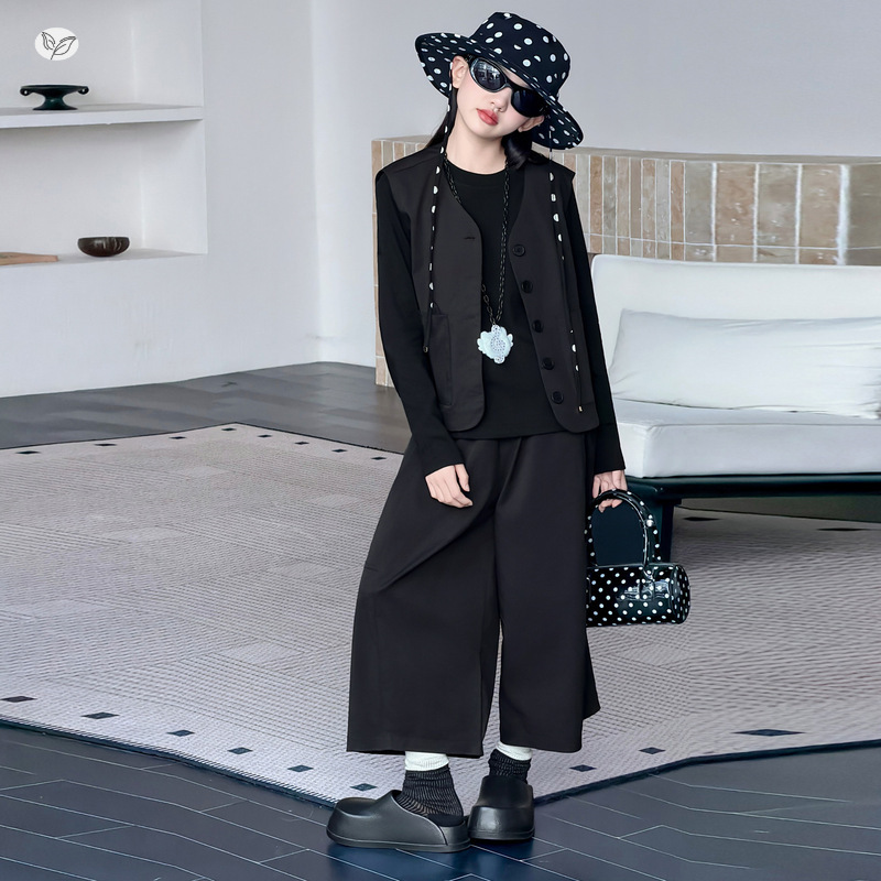 Girls' New Autumn Fashionable Suit Vest and Wide-Leg Pants Set Versatile Suit Pants with Base Shirt and Cropped Pants for Export Girls' New Autumn Fashionable Suit Vest and Wide-Leg Pants Set Versatile Suit Pants with Base Shirt and Cropped Pants for Export