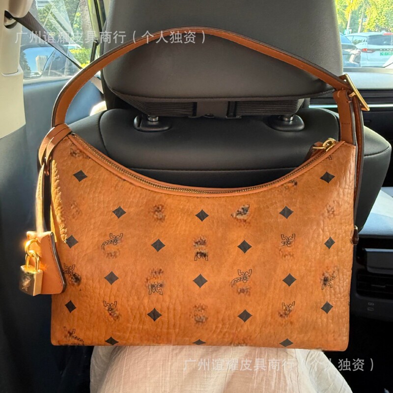 M Brand Croissant Bag Small Classic Print Hobo Crossbody Bag Trendy Fashion Underarm Bag Women's Handbag M Brand Croissant Bag Small Classic Print Hobo Crossbody Bag Trendy Fashion Underarm Bag Women's Handbag