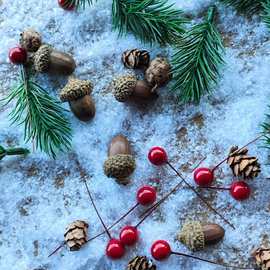 圣诞装饰材料包圣诞松针松果橡果红果桌面布景装饰圣诞球填充套装