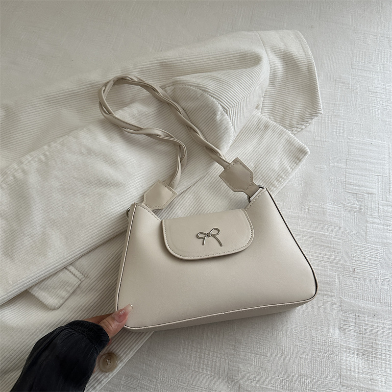 Borsa a tracolla donna elegante con fiocco modello alla moda_voghion.com