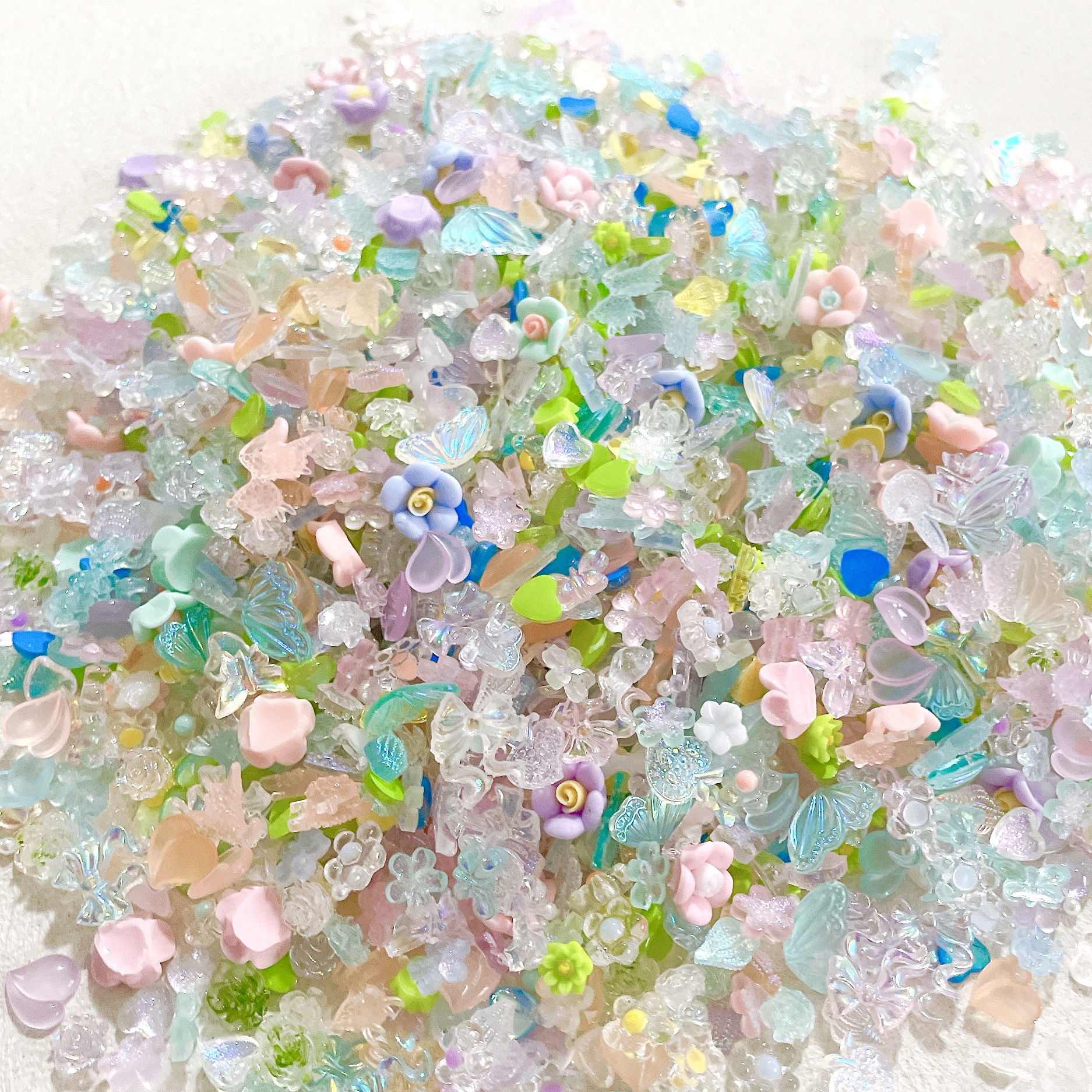 Nuevo Hada mezclada accesorios de uñas hielo transparente Camelia mariposa alce amor hadas uñas paquete de material